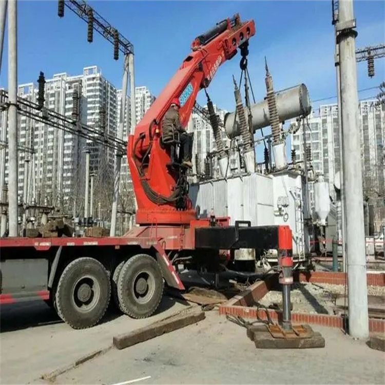 肥东前四后八吊车能吊多少吨